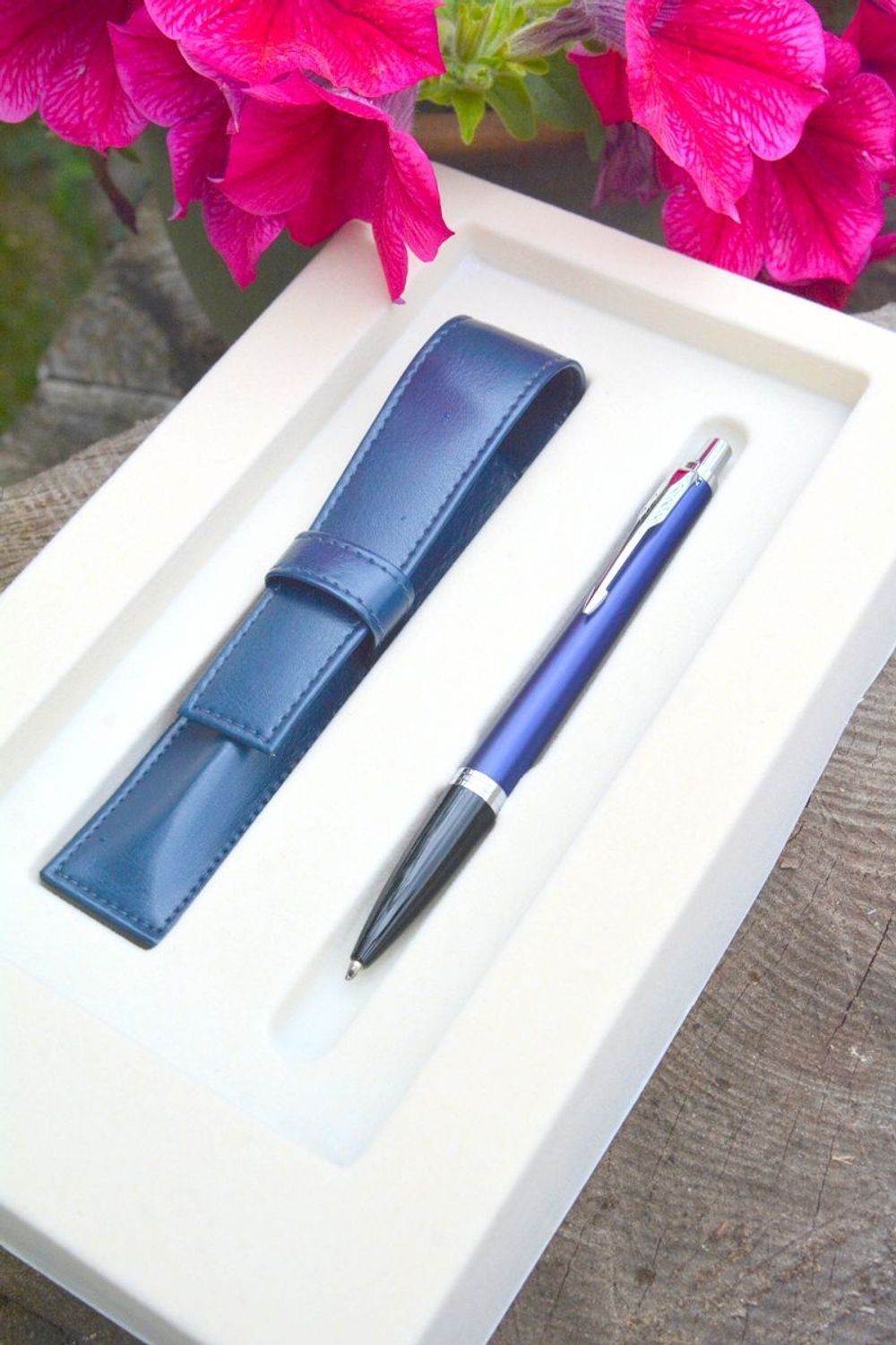 Zestaw Prezentowy Parker Długopis Urban Niebieski GT i skórzane etui do długopisu 2093381✓  Prezent dla nauczyciela✓ Długopis Parker z dedykacją (2).JPG